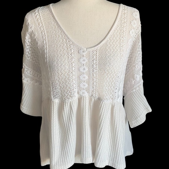 SHEIN Tops - SHEIN-CREAM EMBROIDERED TOP-WOMENS SIZE 4X